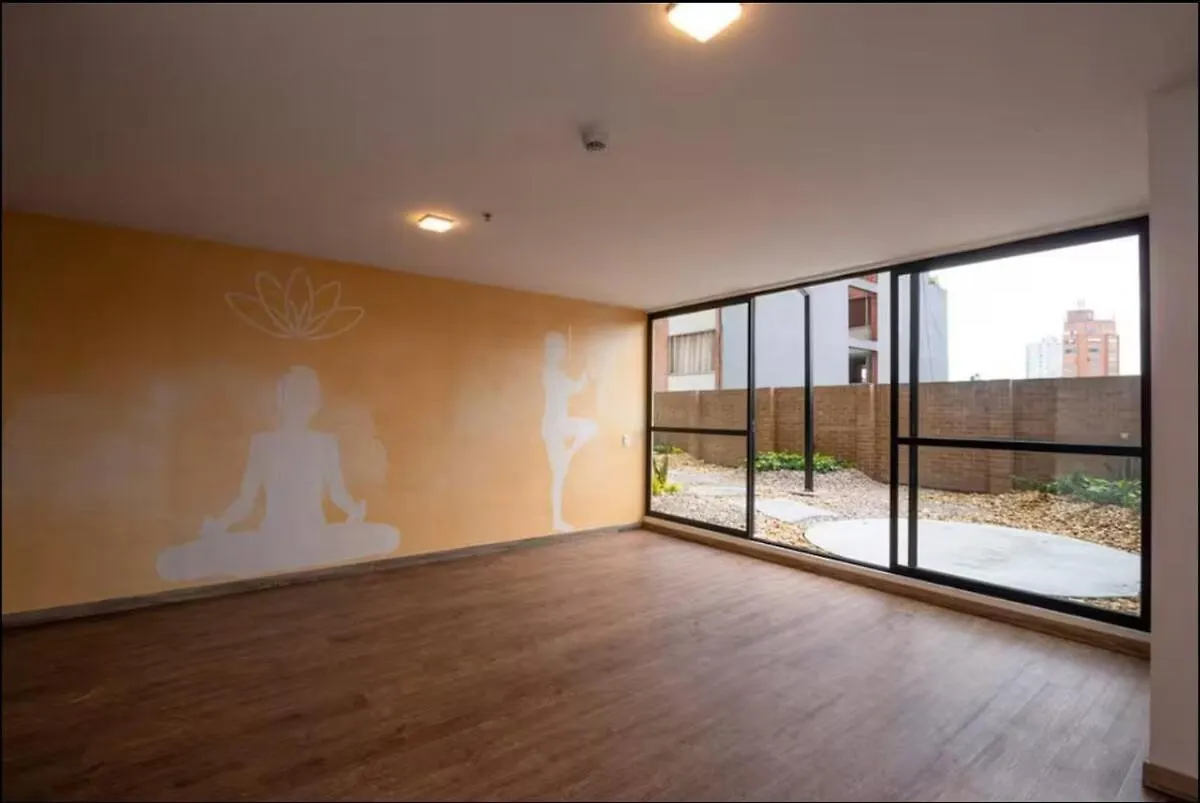 Stylish 1BR apartment with View, Pool & Sauna in Prime Location Bogota