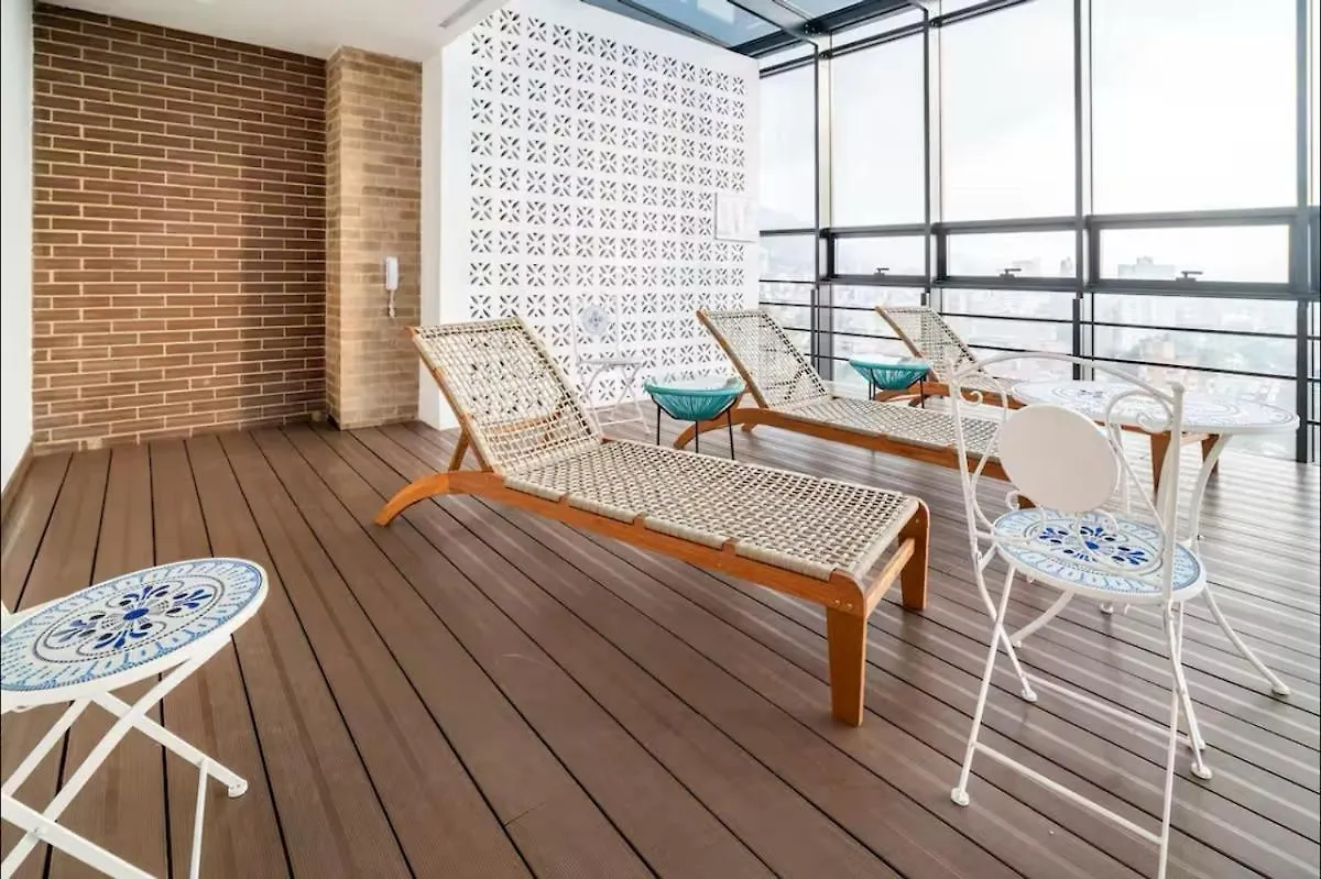 Stylish 1BR apartment with View, Pool & Sauna in Prime Location Bogota