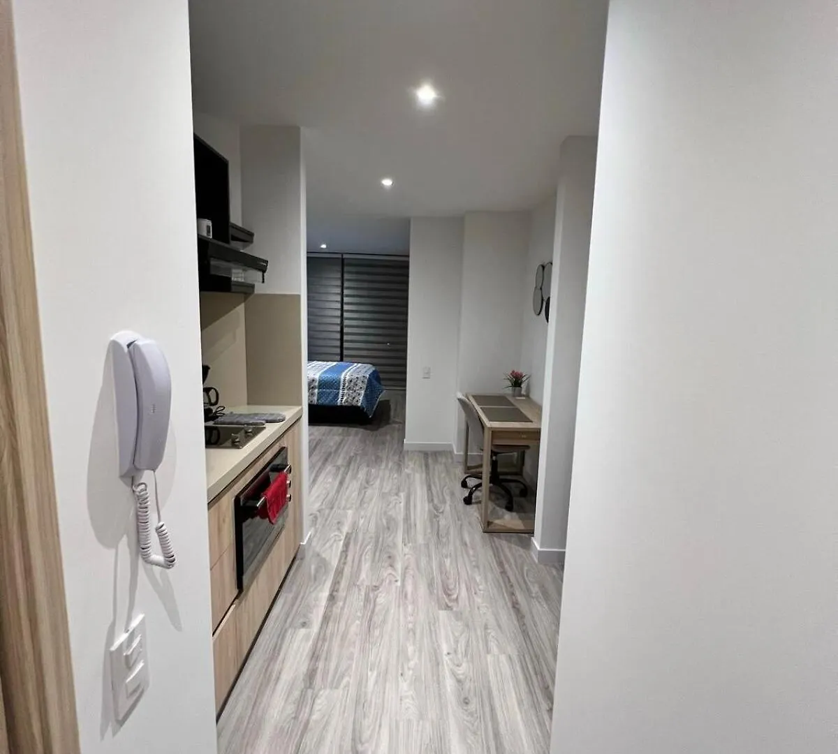 Stylish 1BR apartment with View, Pool & Sauna in Prime Location Bogota