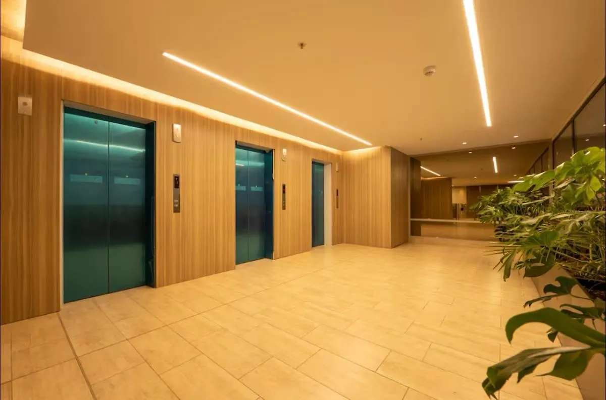 Stylish 1BR apartment with View, Pool & Sauna in Prime Location Bogota