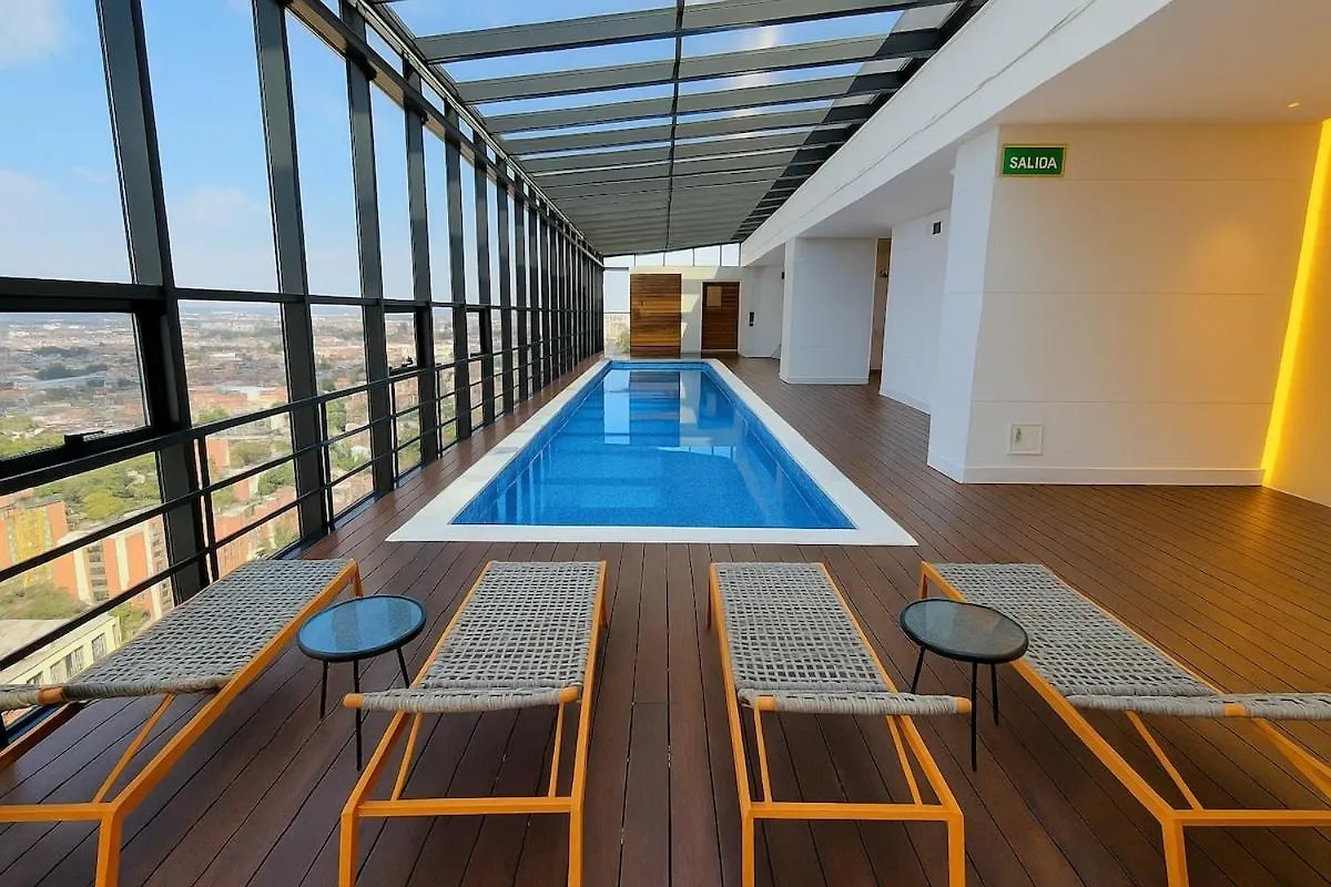Stylish 1BR apartment with View, Pool & Sauna in Prime Location Bogota Colombia