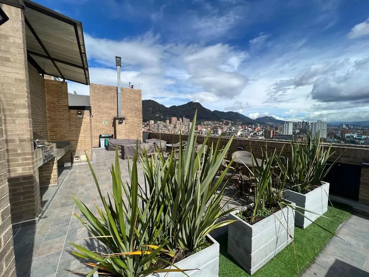 Stylish 1BR apartment with View, Pool & Sauna in Prime Location Bogota Colombia